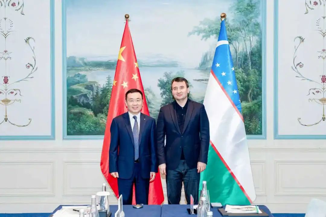 4041c9d1bf0537993e16046c29d51d1c.jpg 4041c9d1bf0537993e16046c29d51d1c.jpg